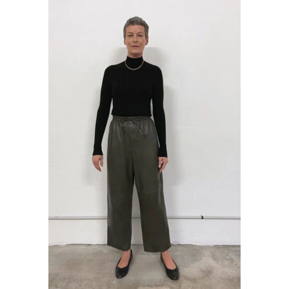 Black Zara Basic Knit Mock Neck Long Sleeve Pullover Sweater (NWT) - Picture 1 of 10